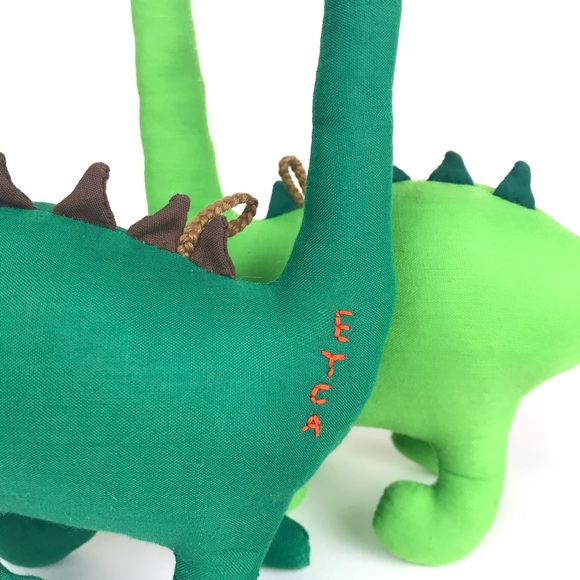 Pair of handmade dinosaurs 🦕 - Picture 8 of 8